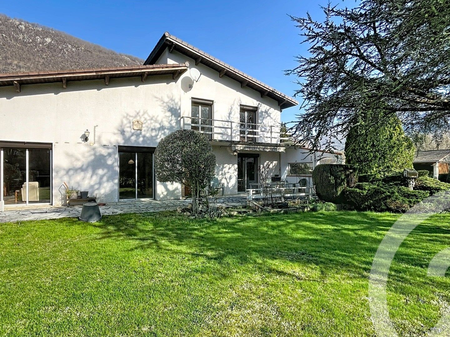 Maison 6 pièces 174 m²