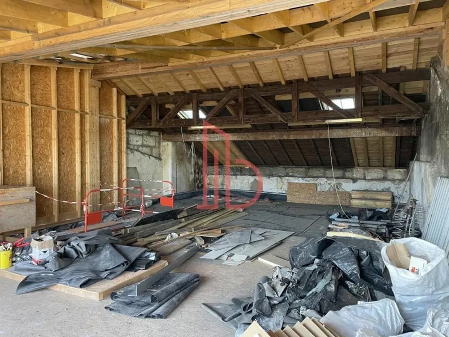 A vendre Bureaux 210m2 Bordeaux Jardin public quinconces