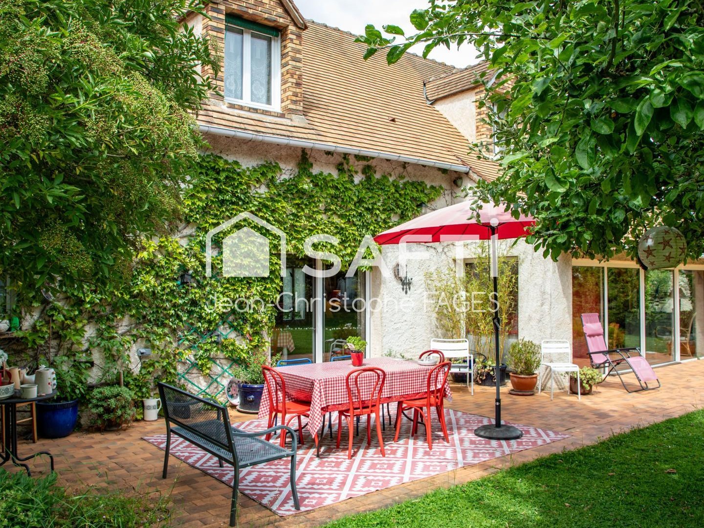 Très belle villa 183m2 - piscine - terrain total 2 800m2