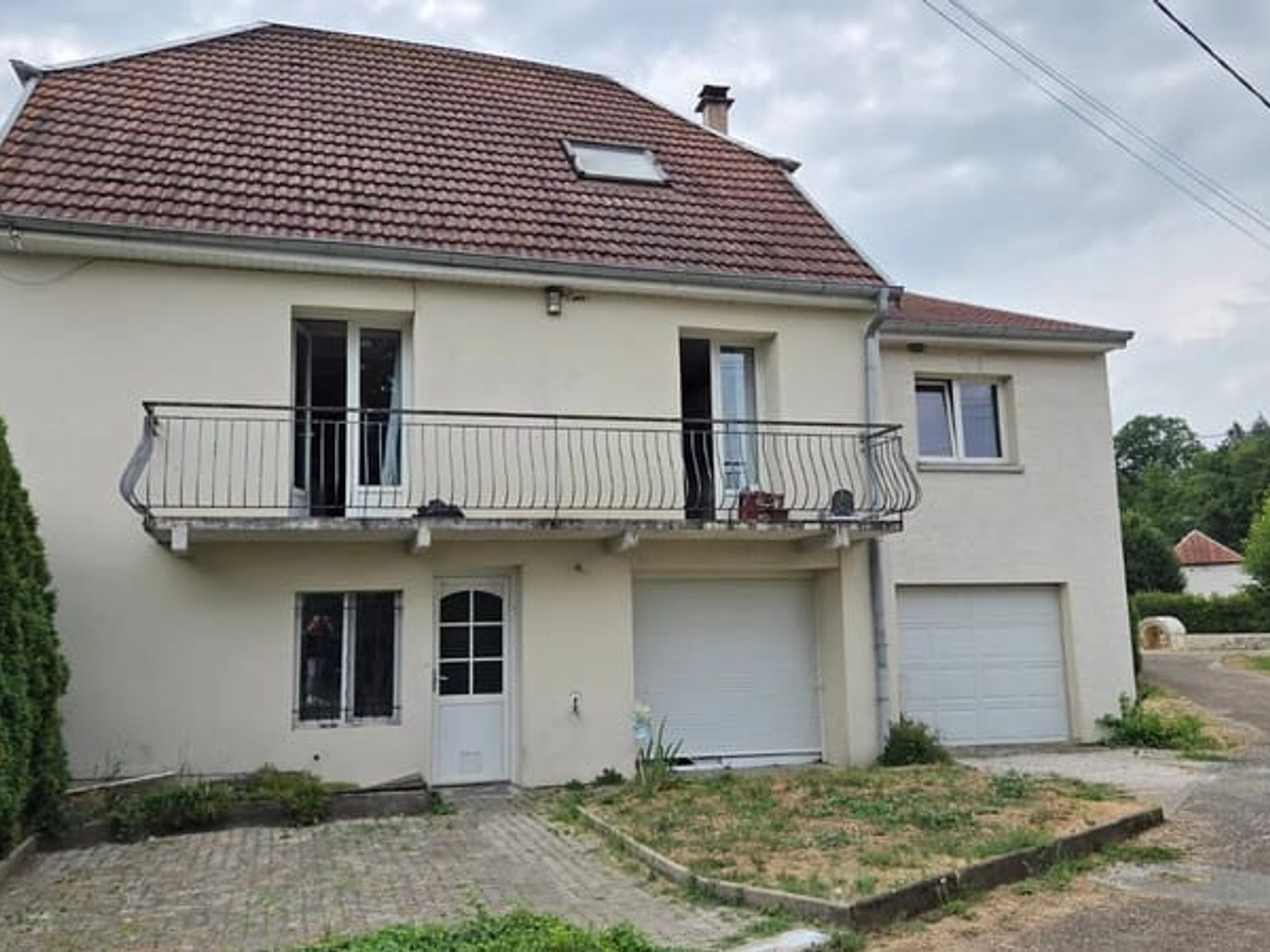 MAISON FAMILIALE 162 M² - 5 CHAMBRES - GRANDE TERRASSE