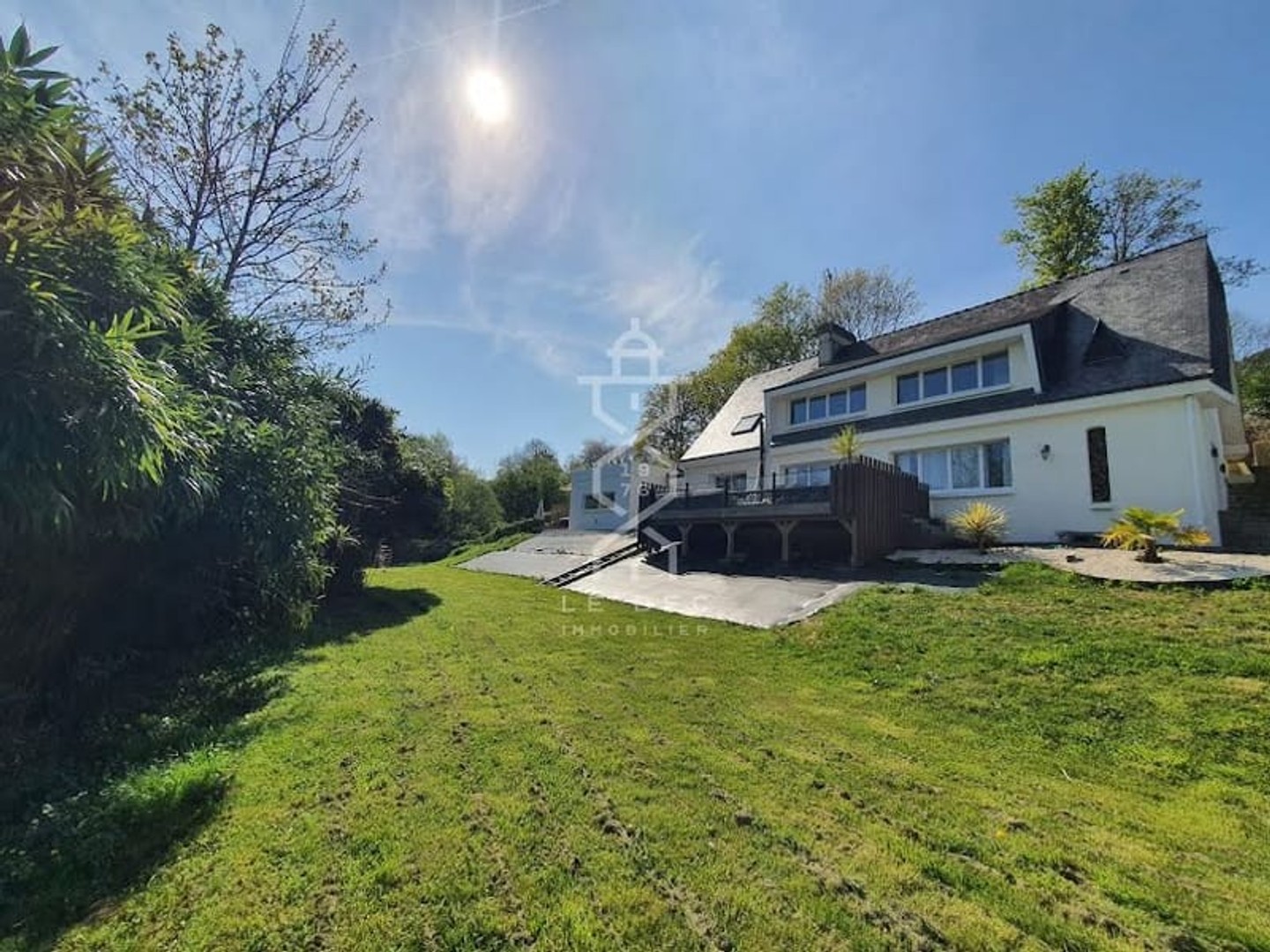 Maison 10 pièces 280 m²