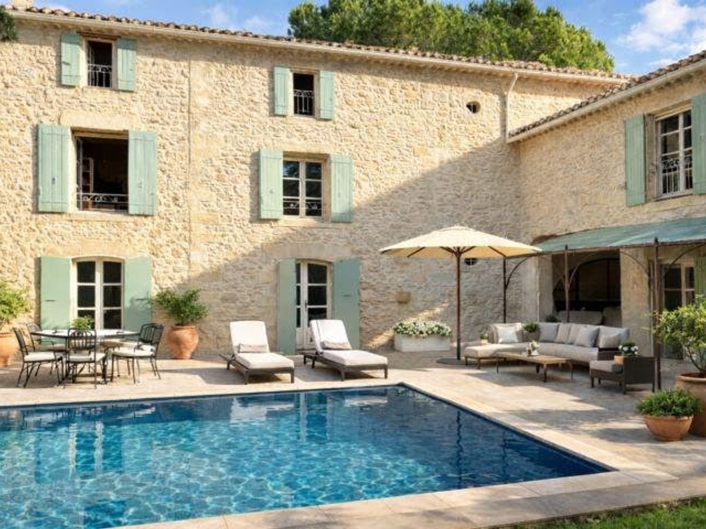 Maison 8 pièces 300 m²