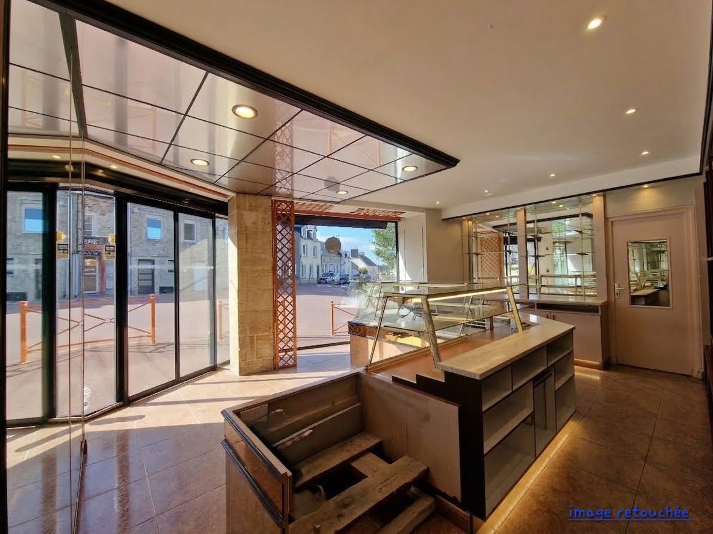 Magasin à vendre - 5 pièces - 131m2 - Bricquebec-En-Cot... (50260)