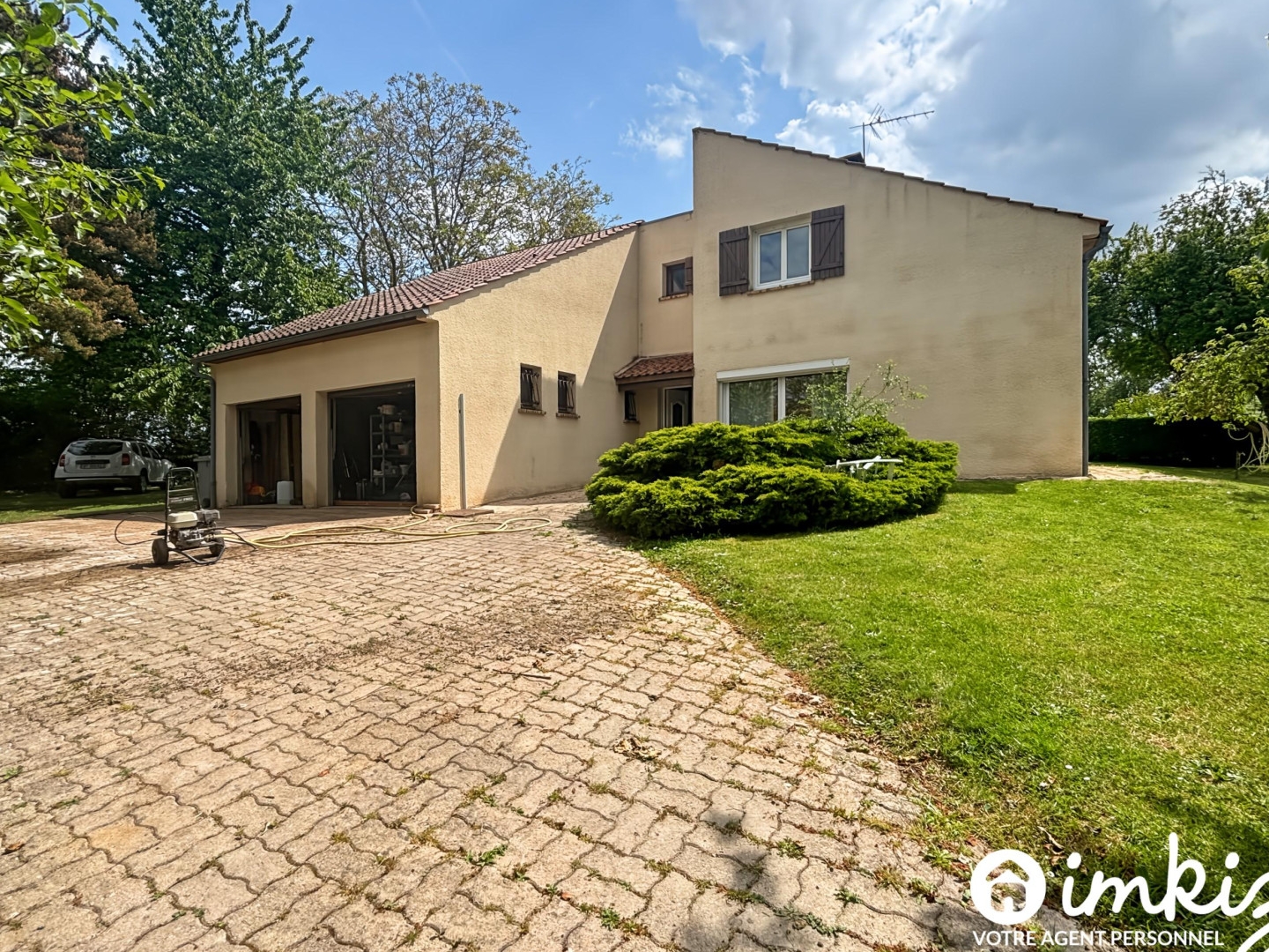 Maison 5 pièces avec piscine couverte