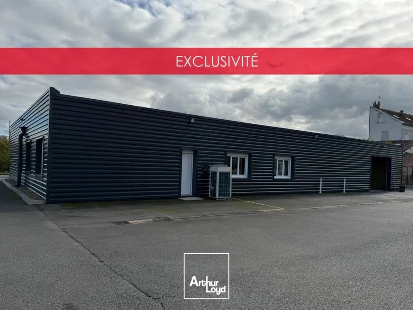 A VENDRE - LOCAL D'ACTIVITÉ - BOURGES