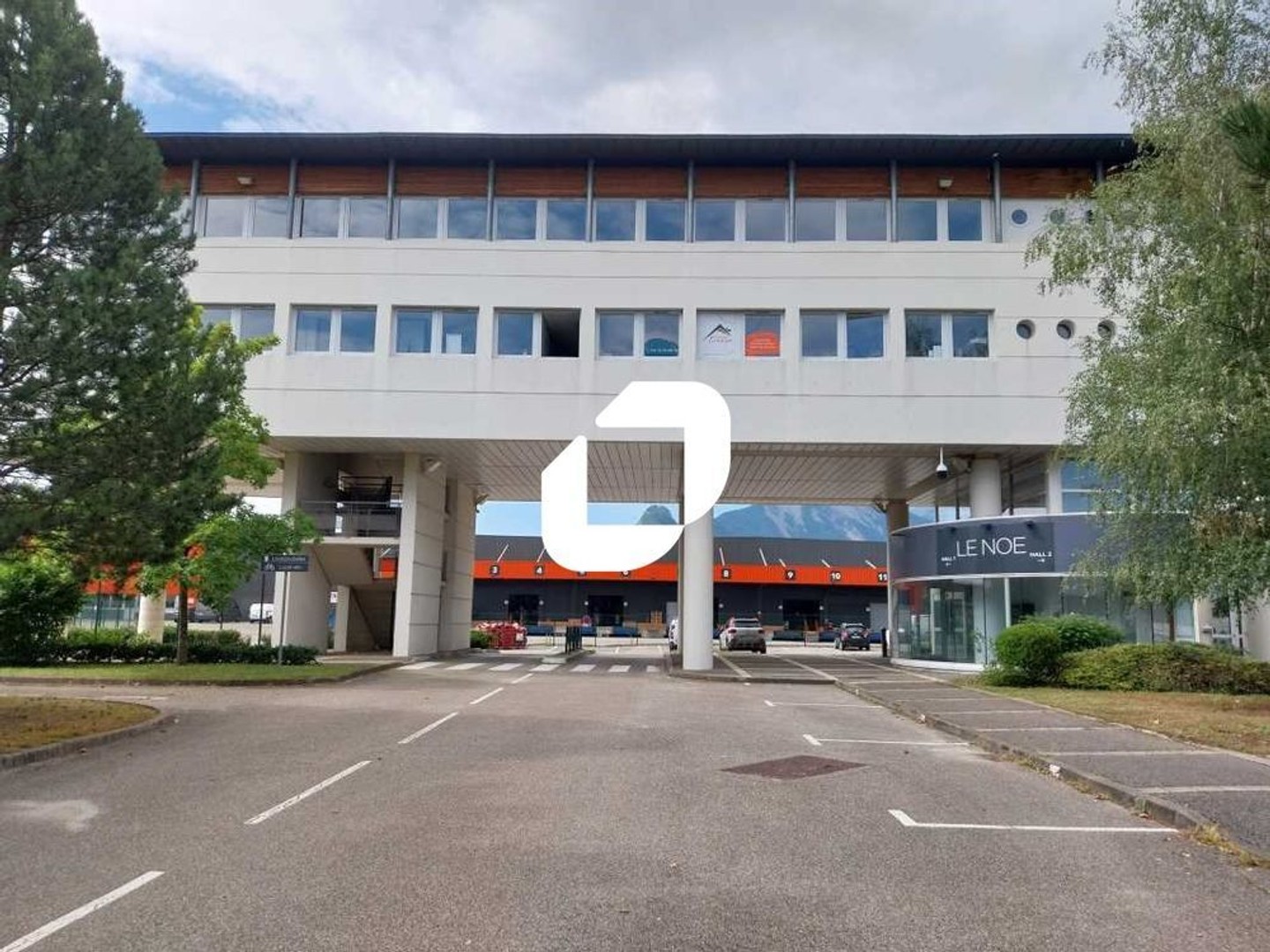 Bureaux - A VENDRE - 167 m² non divisibles