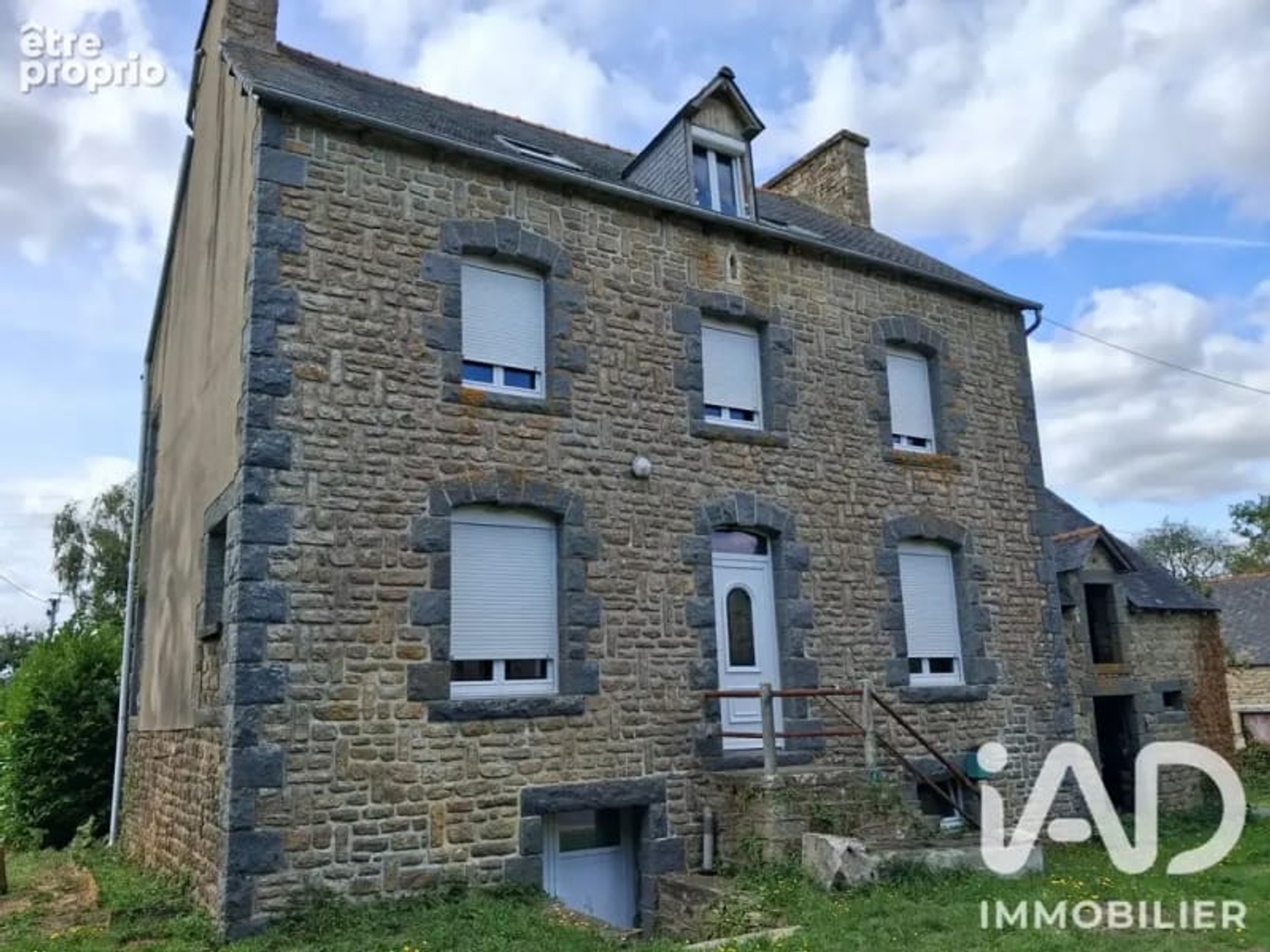 Maison 3 pièces 180 m²