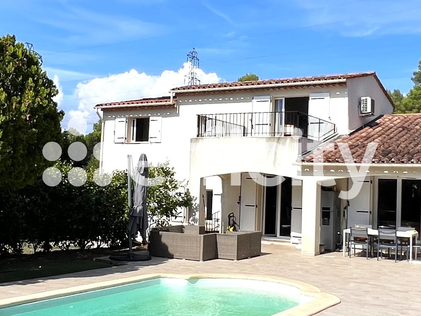 Maison 6 pièces 136 m²