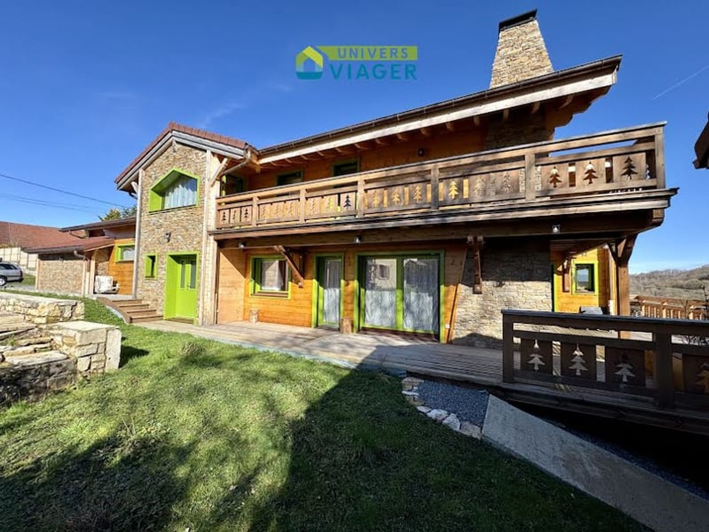 Maison 6 pièces 243 m²