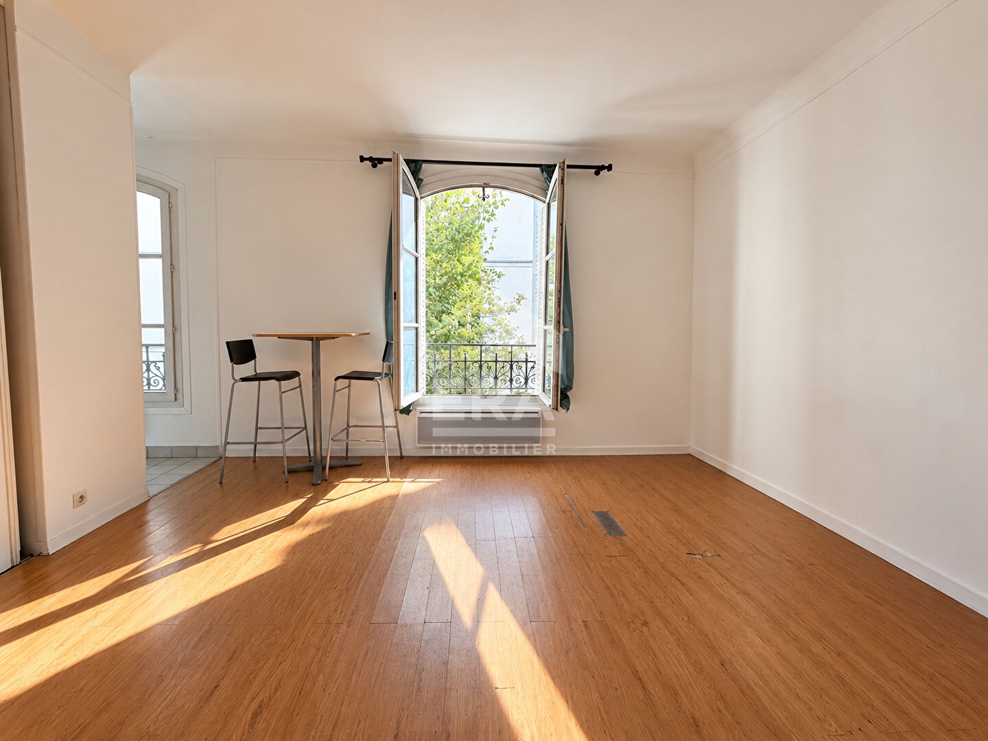 Appartement à vendre - 1 pièce - 26m2 - Paris 17e (75017)