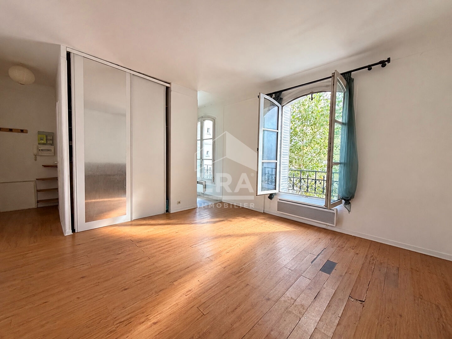 Appartement à vendre - 1 pièce - 26m2 - Paris 17e (75017)