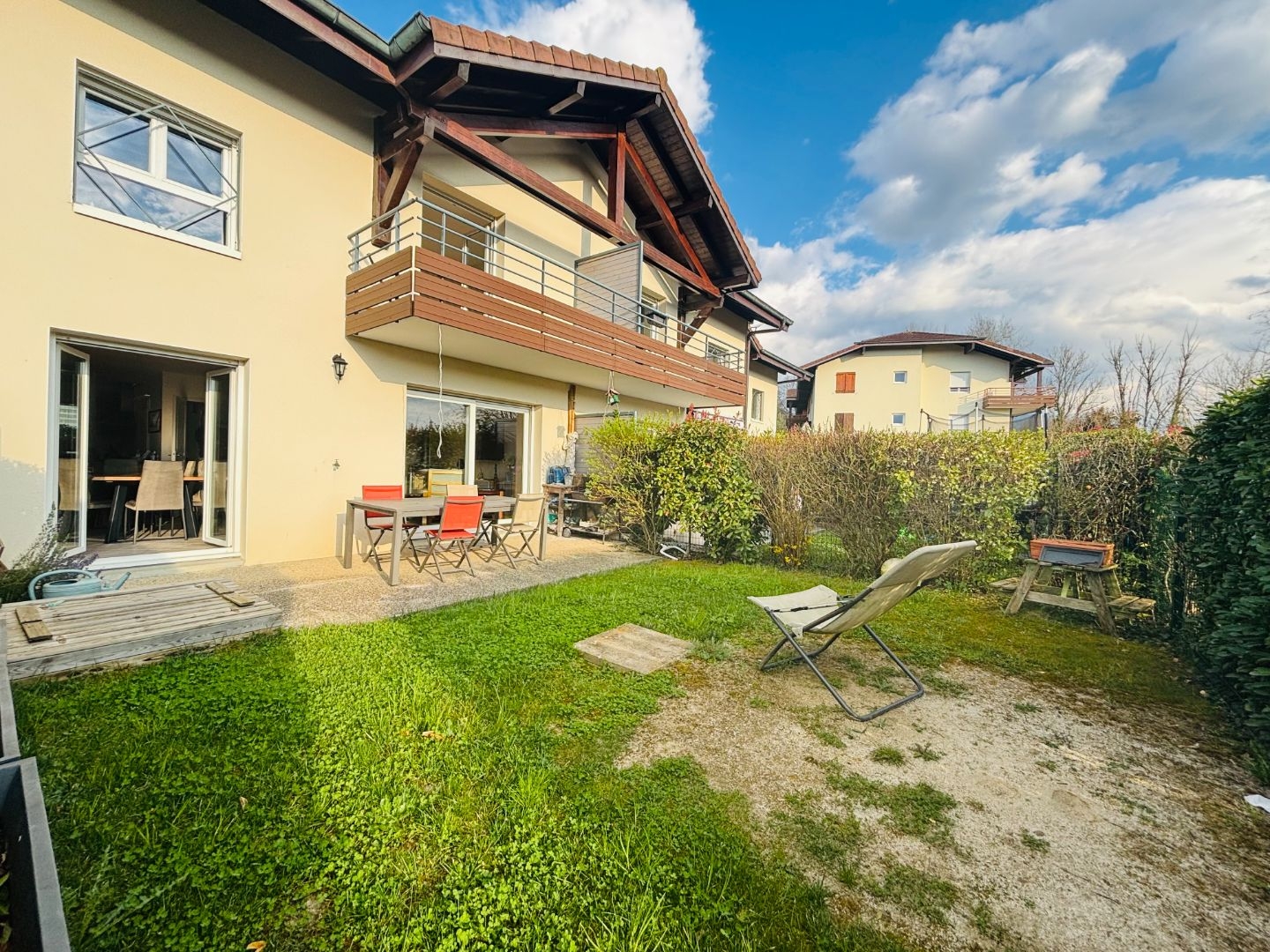Maison mitoyenne en excellent état Contamine-Sur-Arve