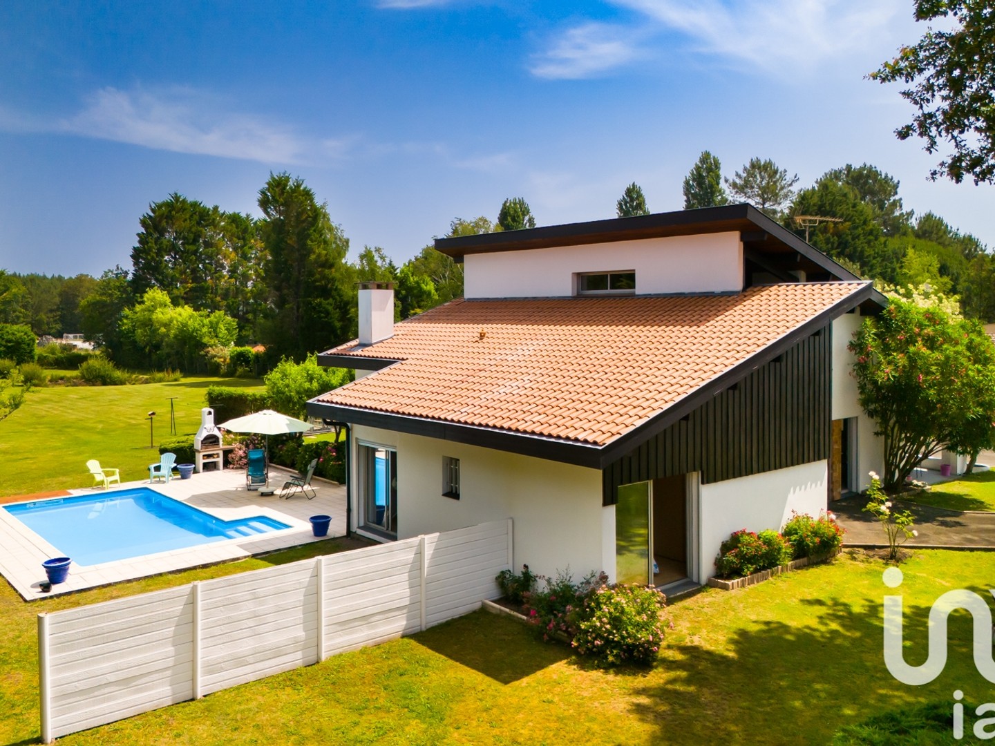 Maison 7 pièces 177 m²