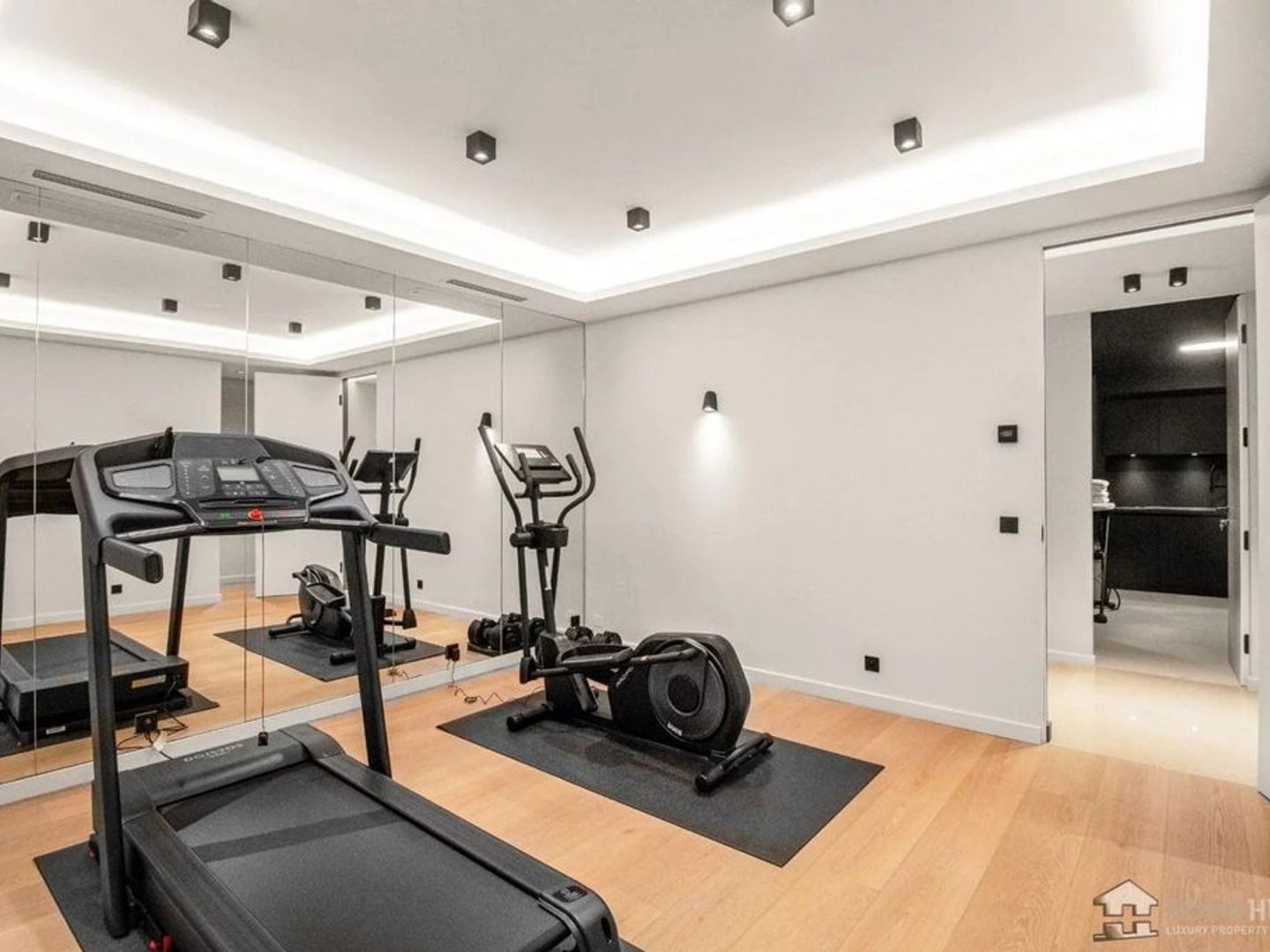 Maison à vendre - 6 pièces - 273m2 - Saint-Jean-Cap-Fe... (06230)