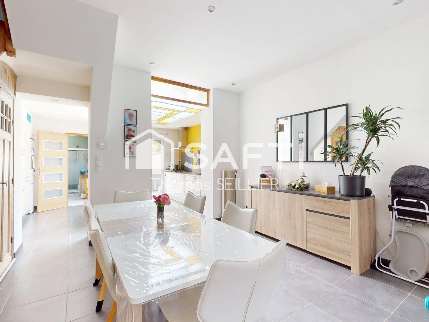 Maison à vendre - 6 pièces - 127m2 - Lille (59260)
