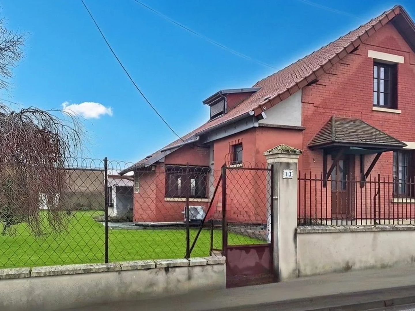 MAISON DE VILLE 5 PIECES - LAON