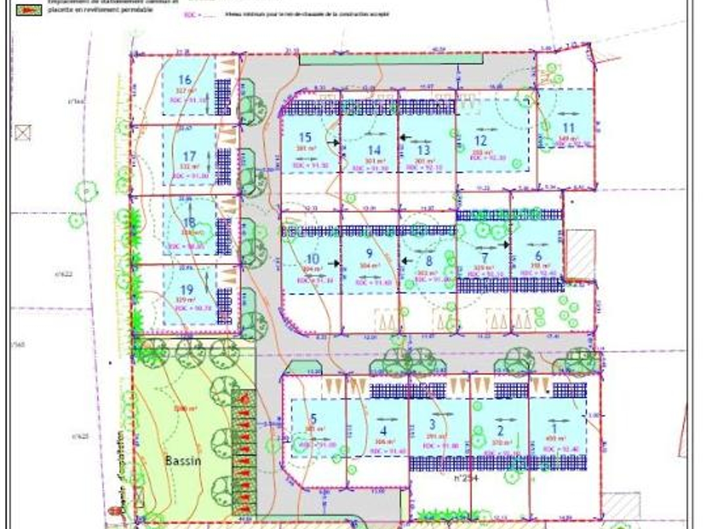 Terrain 301 m²