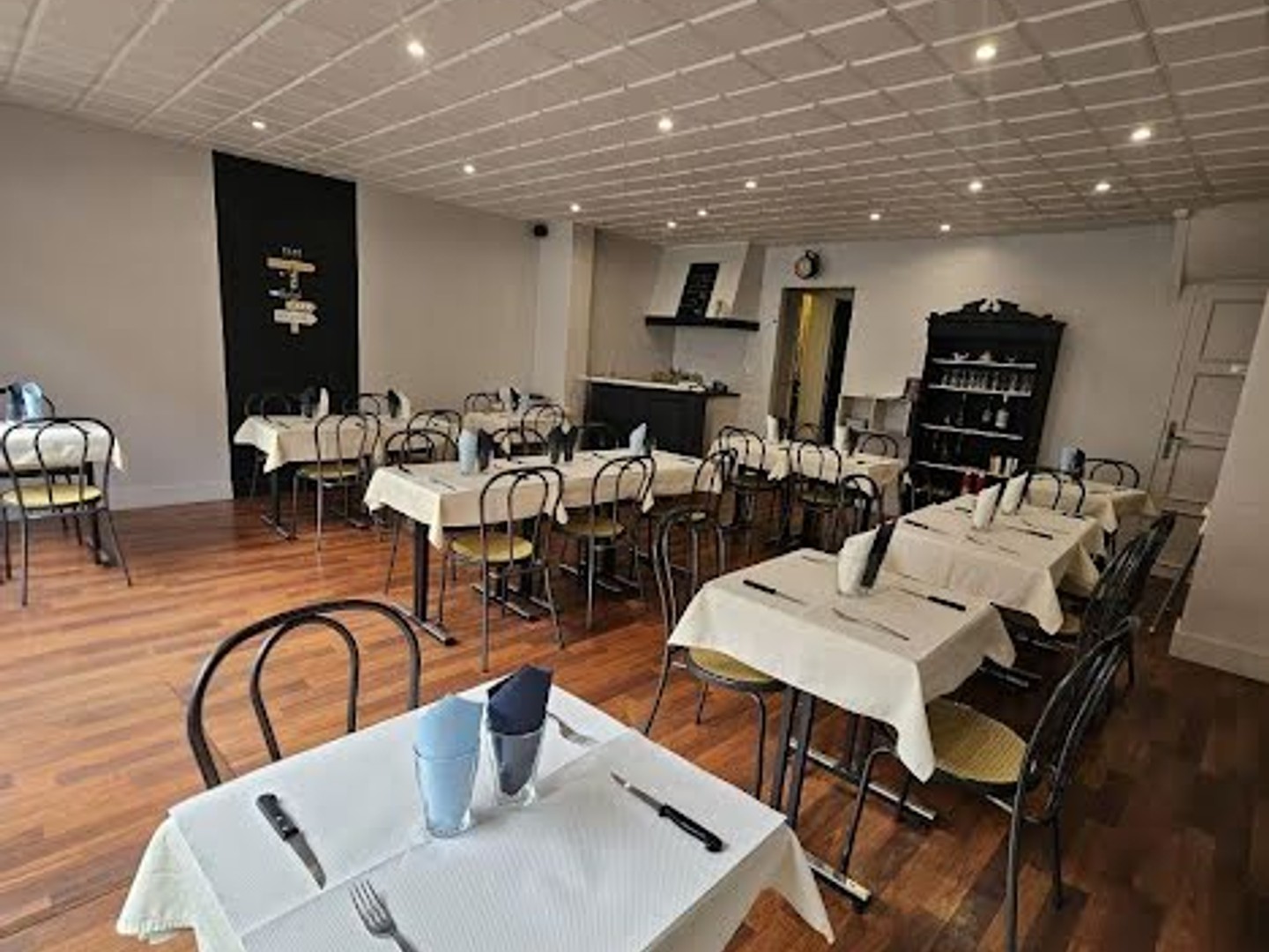 Immeuble à vendre - 137m2 - Neufchâtel-En-Bray (76270)