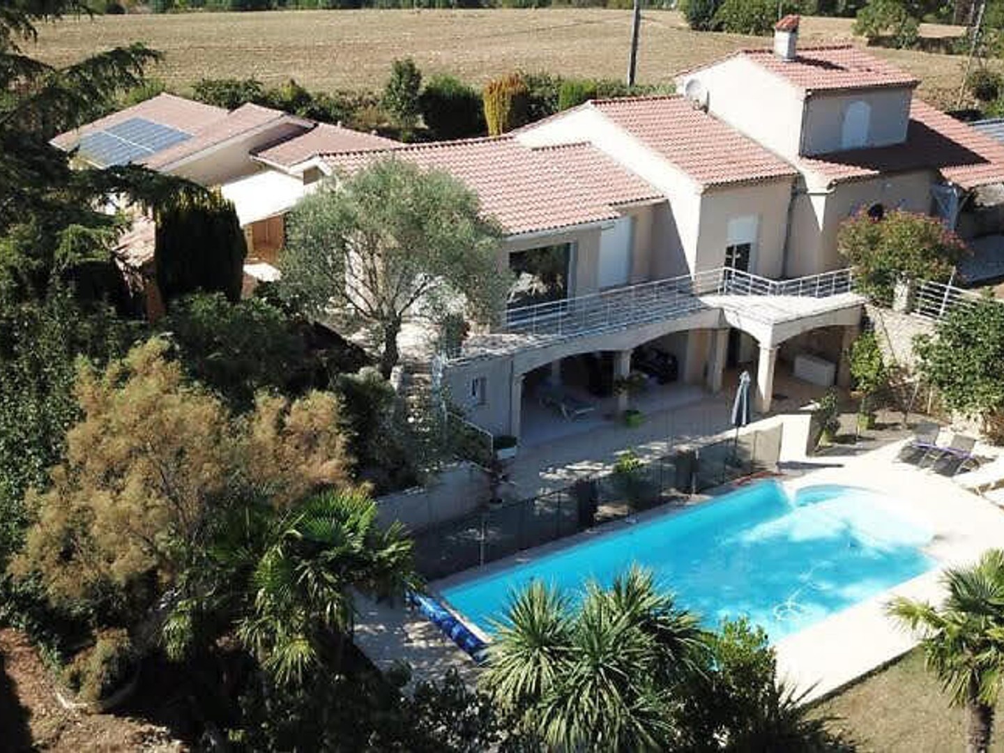 Maison 7 pièces 219 m²