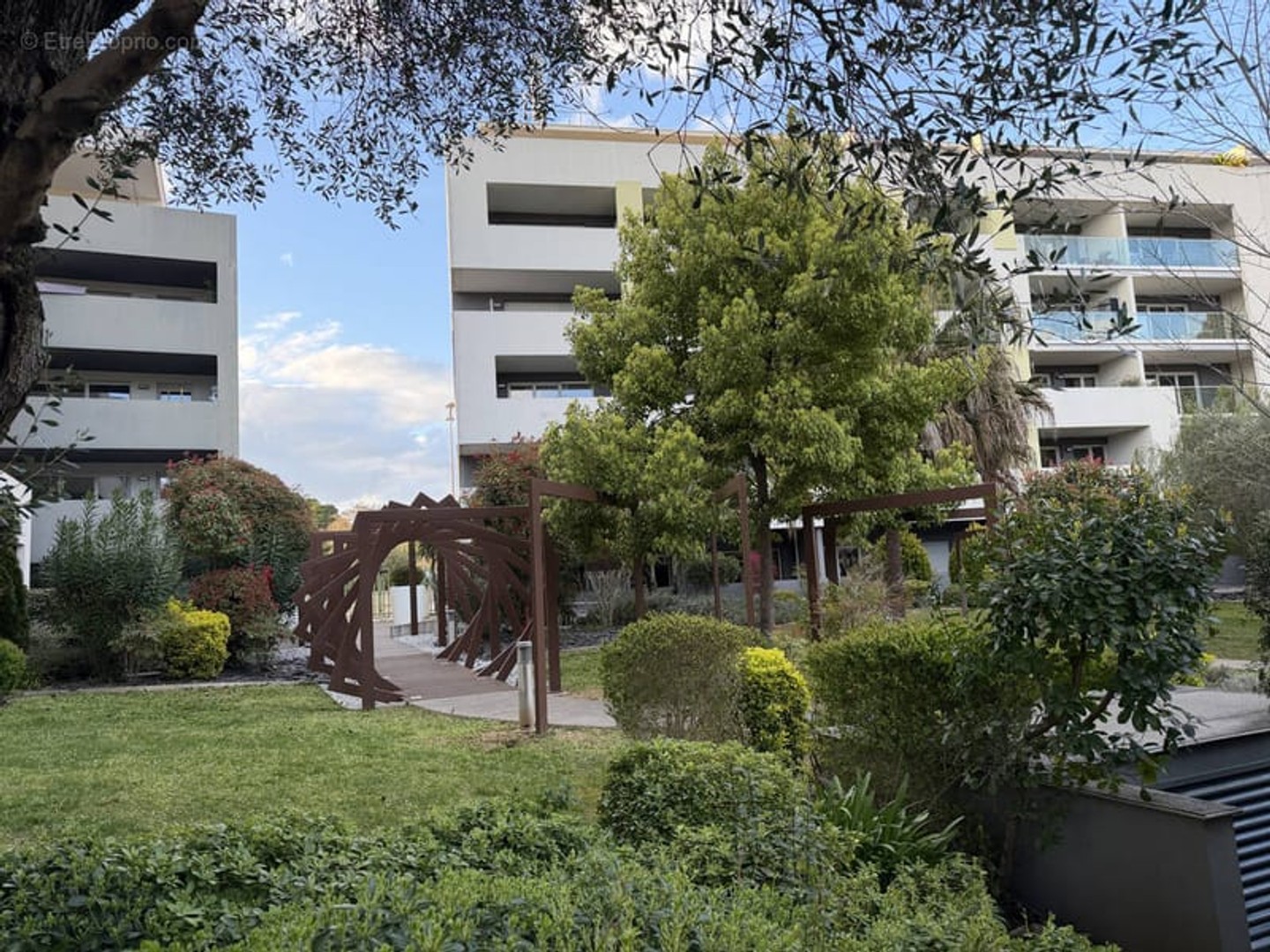 Aiguelongue - studio residence etudiante 19m2