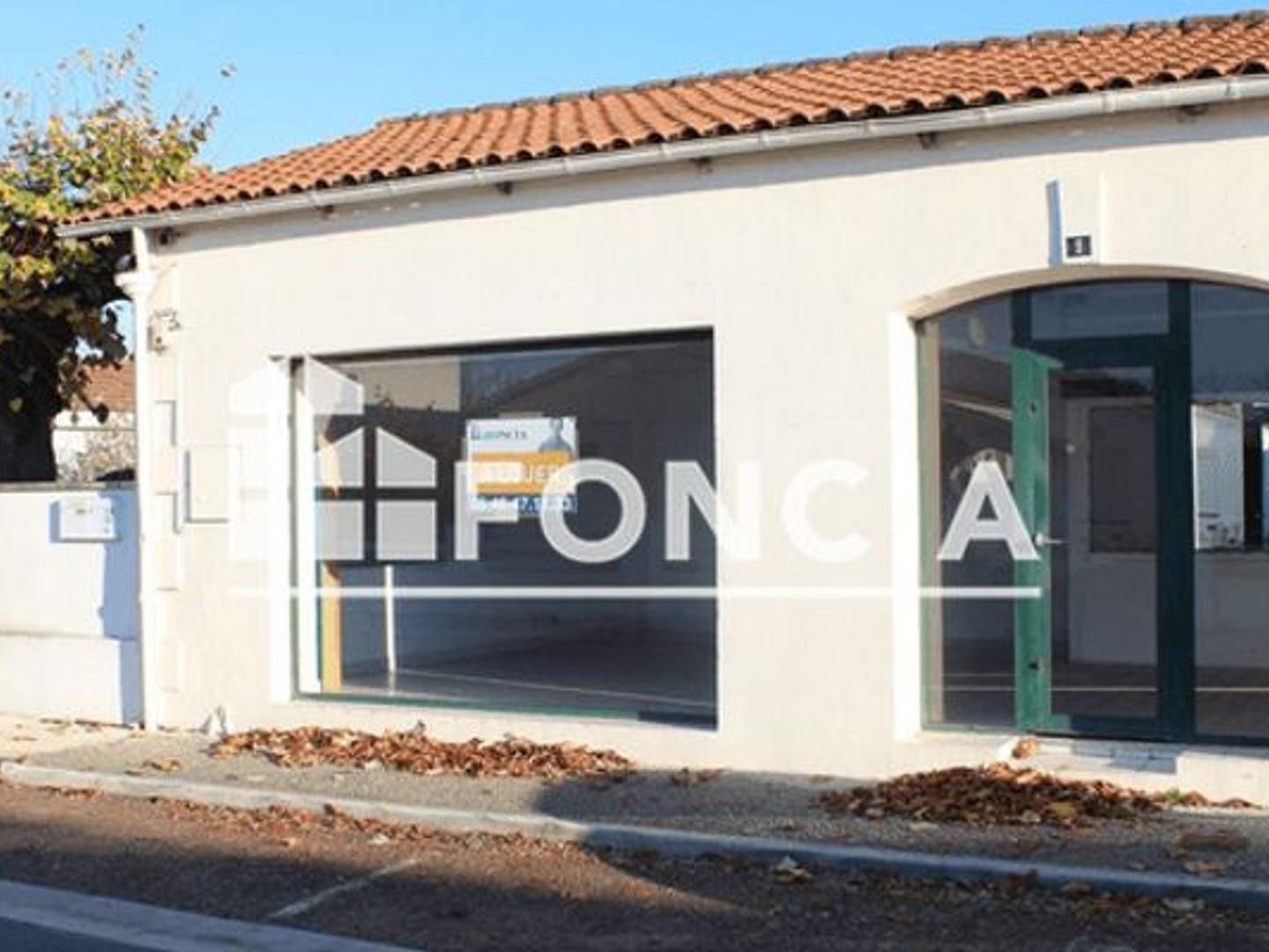 LOCAUX_COMMERCIAUX