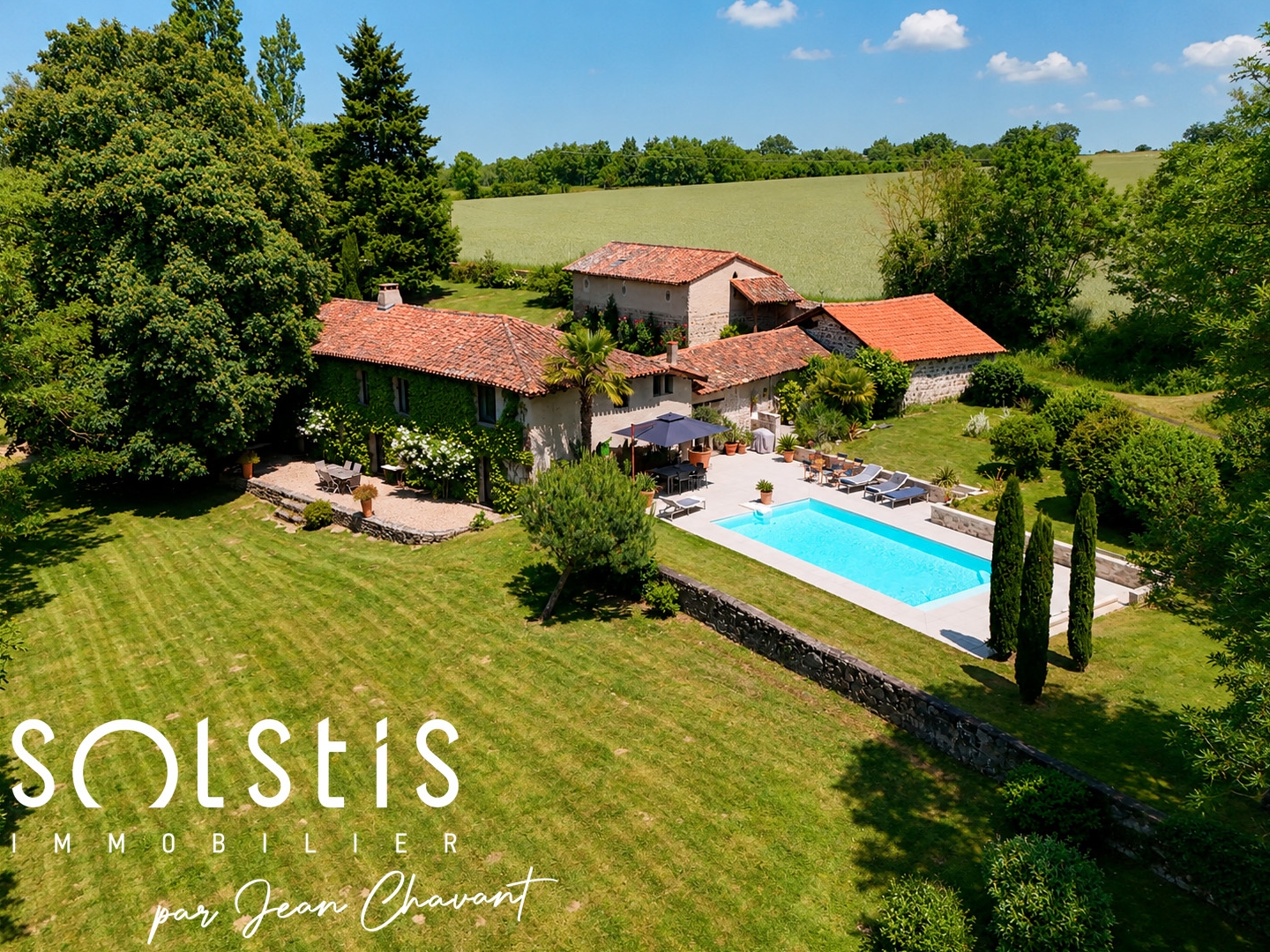 Maison à vendre - 9 pièces - 257m2 - Montrond-Les-Bains (42210)