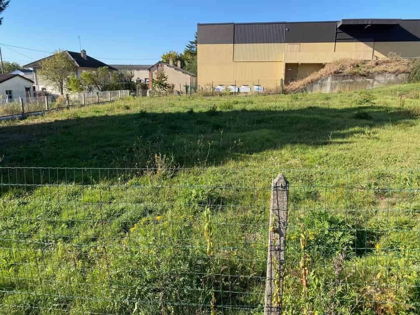 A vendre bureaux 300m² à Montceau-les-Mines