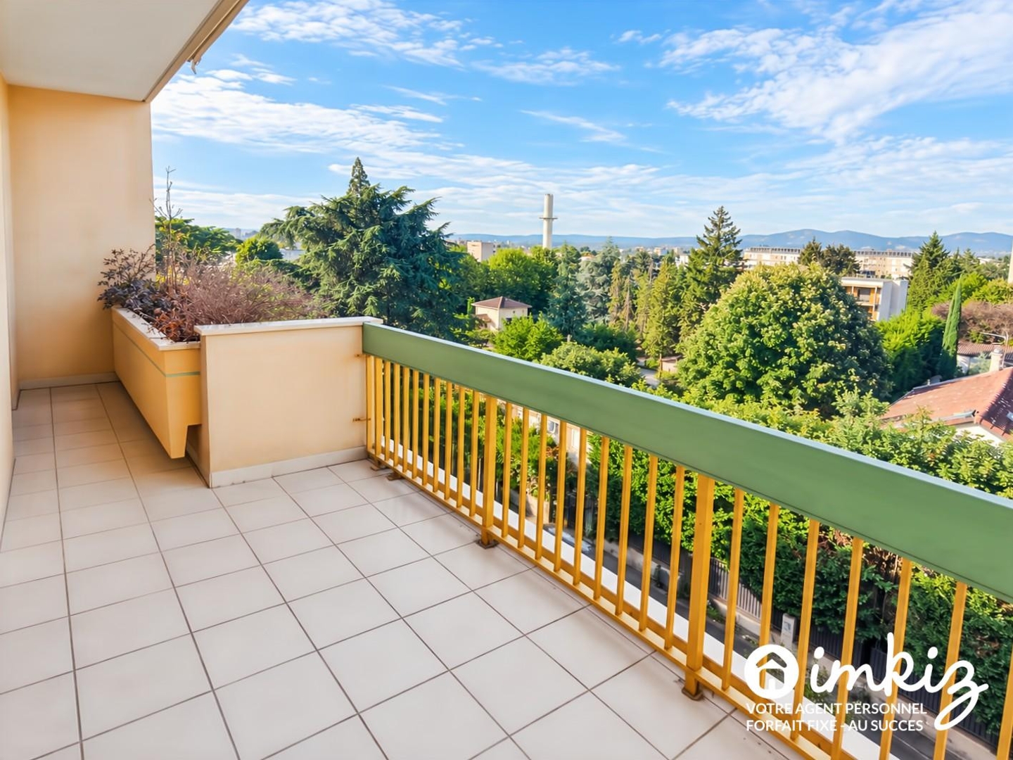 T4 de 91 m² dernier étage, balcon, garage, cave