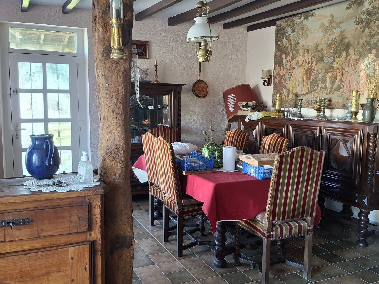 Maison à vendre - 9 pièces - 193m2 - Val-D'oire-Et-Gar... (87320)