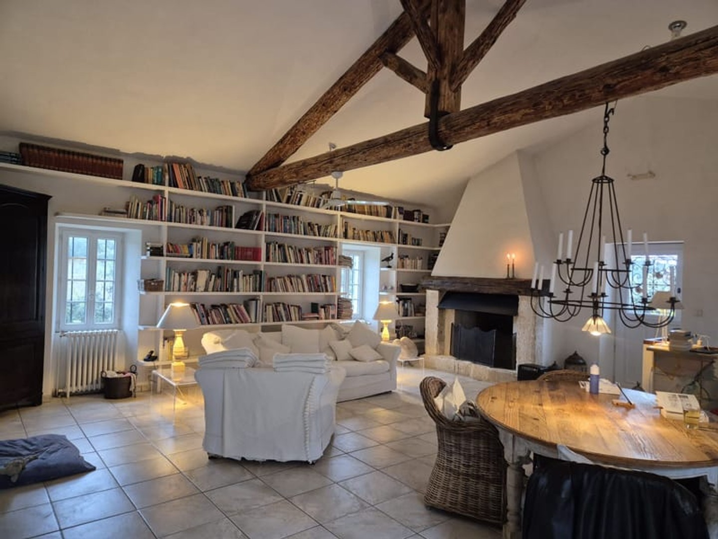 Maison de Caractère en Pierre 187 m2 sur 3,3 hectares à Ca