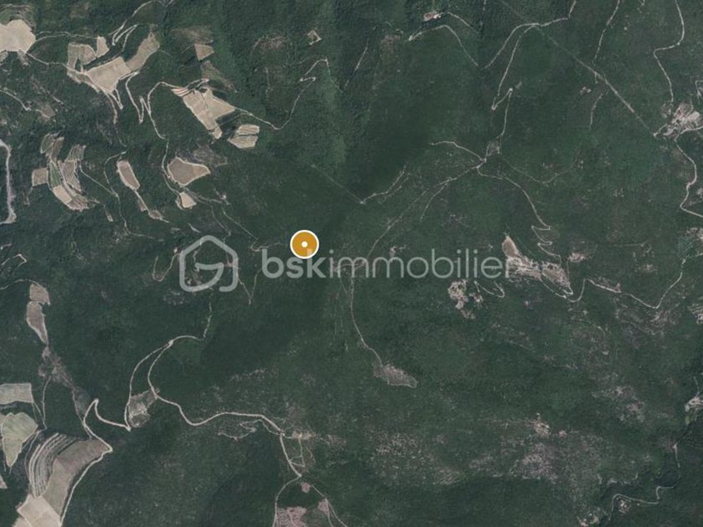 Terrains de loisirs de presque 2 hectares