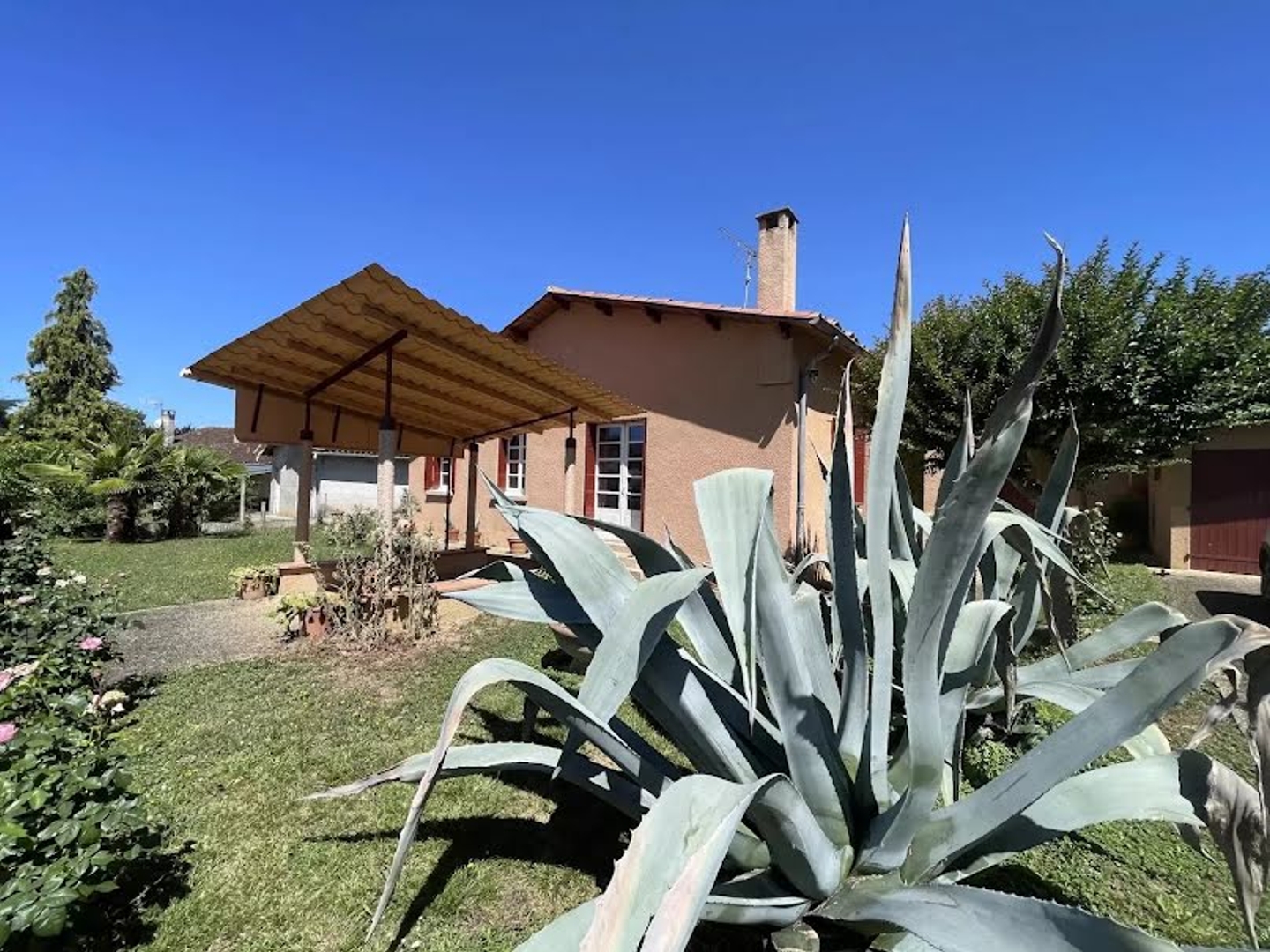 Maison à vendre - 4 pièces - 86m2 - Vic-Fezensac (32190)