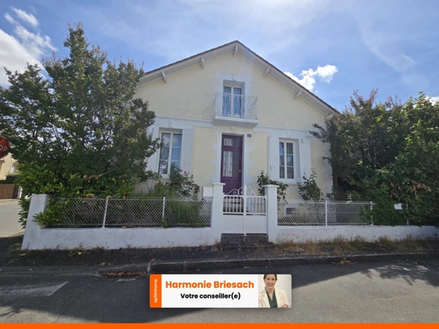 Maison familiale avec grand jardin, terrasse couverte et garage