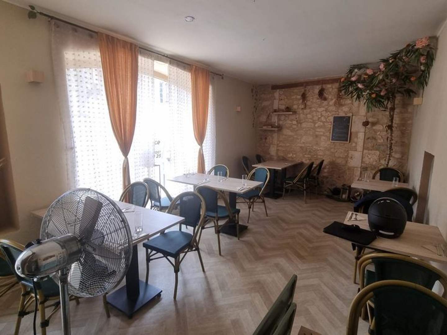 Immeuble à vendre - 4 pièces - 80m2 - Saint-Pardoux-La-... (24470)