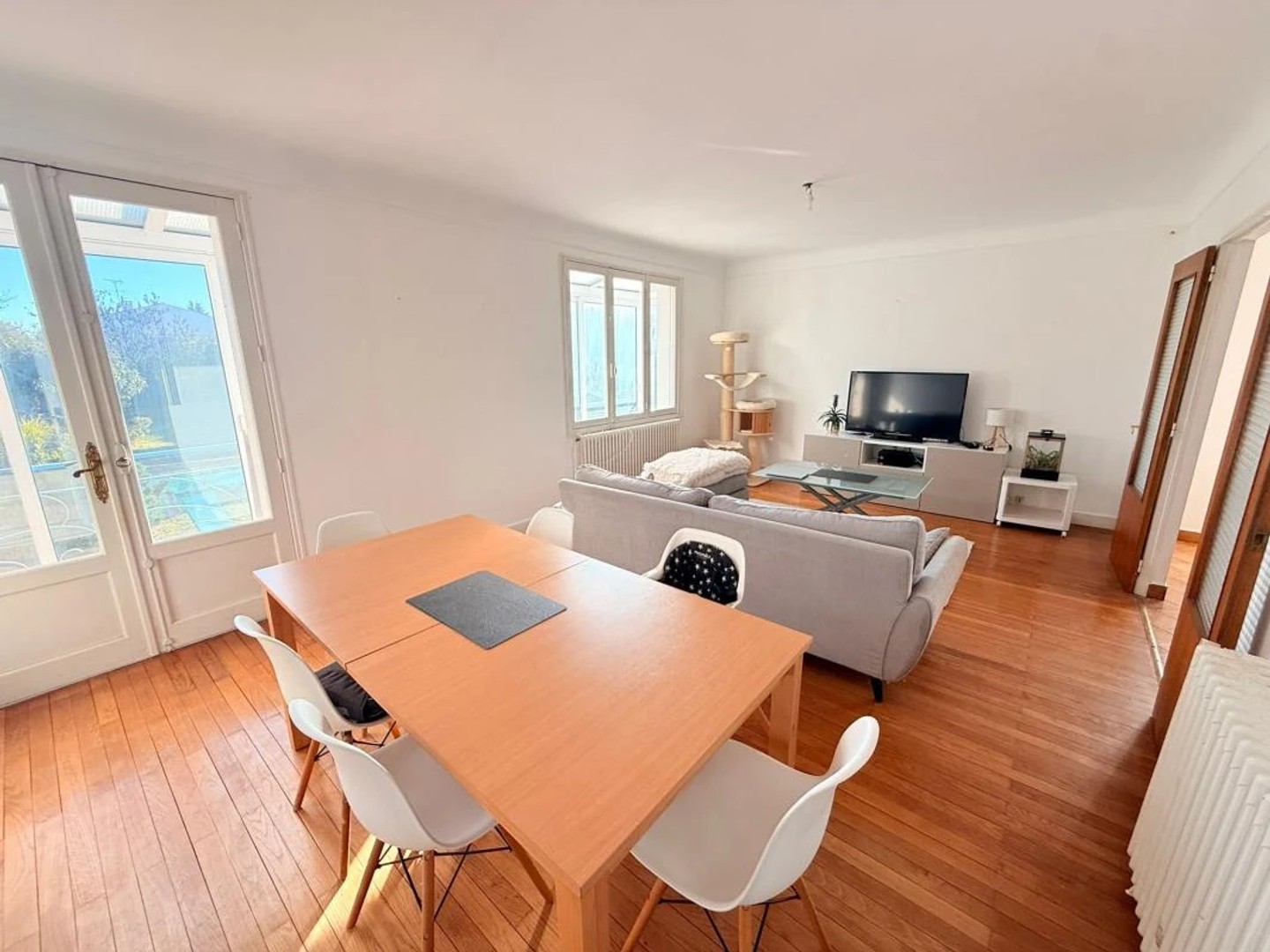 Maison à vendre - 5 pièces - 135m2 - Surgères (17700)