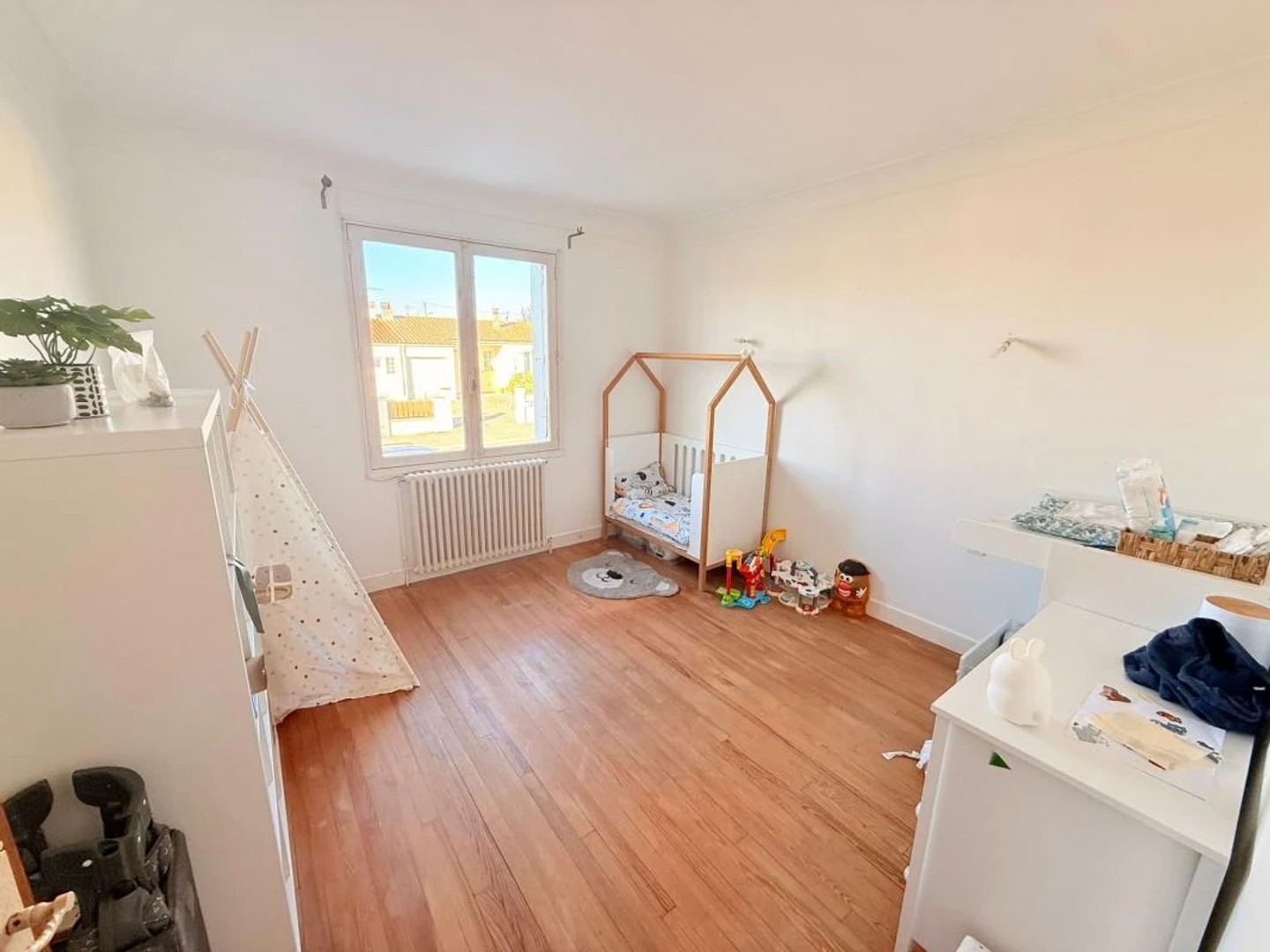 Maison à vendre - 5 pièces - 135m2 - Surgères (17700)