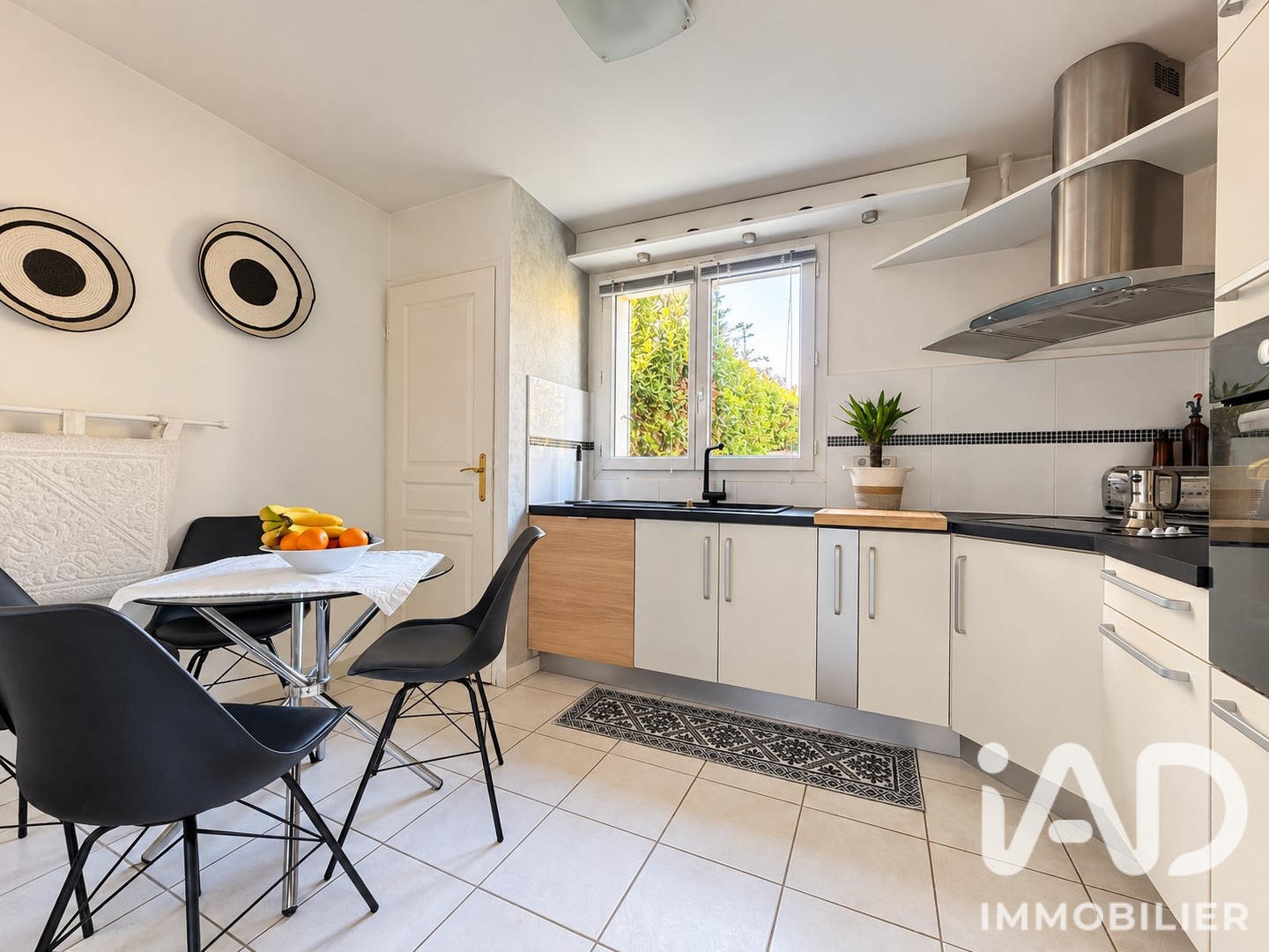 Maison à vendre - 6 pièces - 109m2 - Le Coudray-Montceaux (91830)