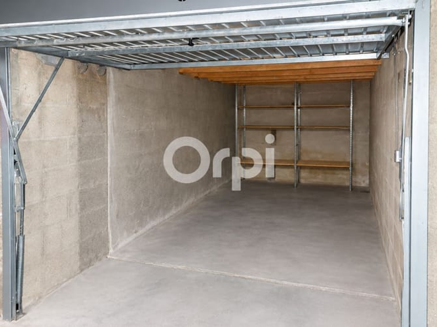 Parking / garage / box à vendre - 14m2 - Noisy-Le-Grand (93160)