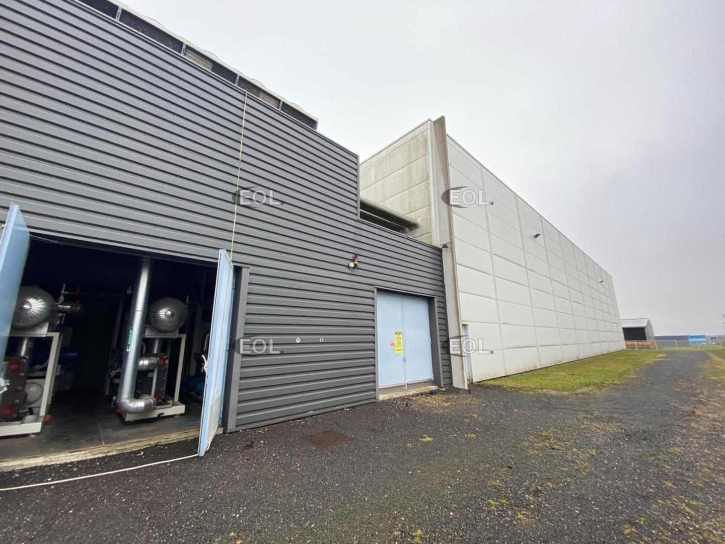 A VENDRE - Entrepôt de 3 620 m² - SOLGNE (57)
