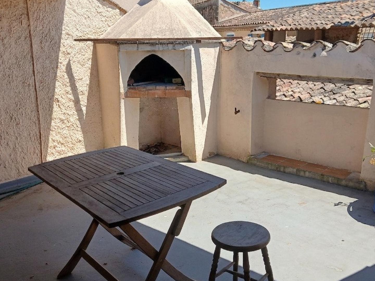 Maison de village avec terrasse