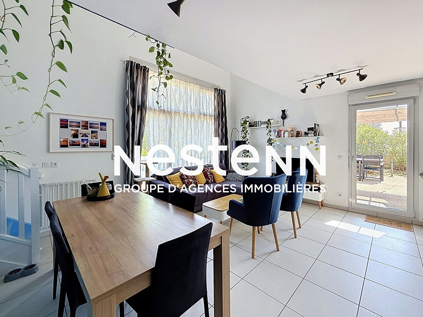 Appartement à vendre - 4 pièces - 87m2 - Bron (69500)