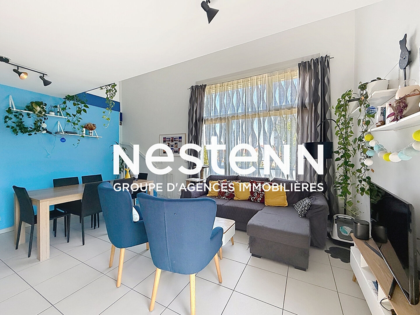 Appartement à vendre - 4 pièces - 87m2 - Bron (69500)