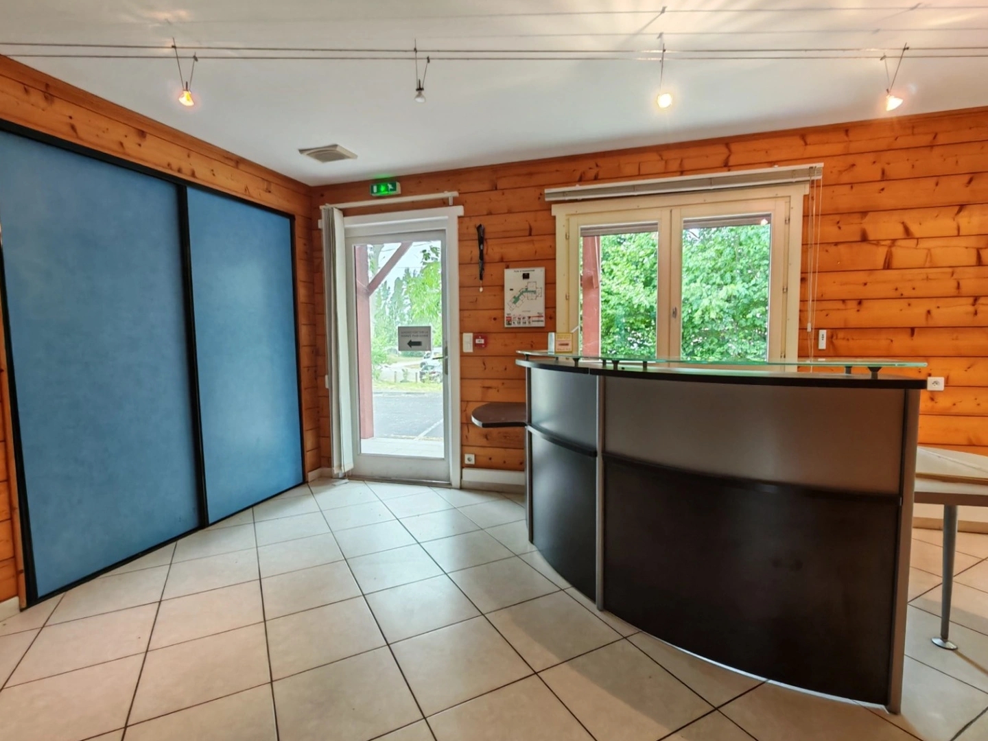 Magasin à vendre - 11 pièces - 1000m2 - Eauze (32800)