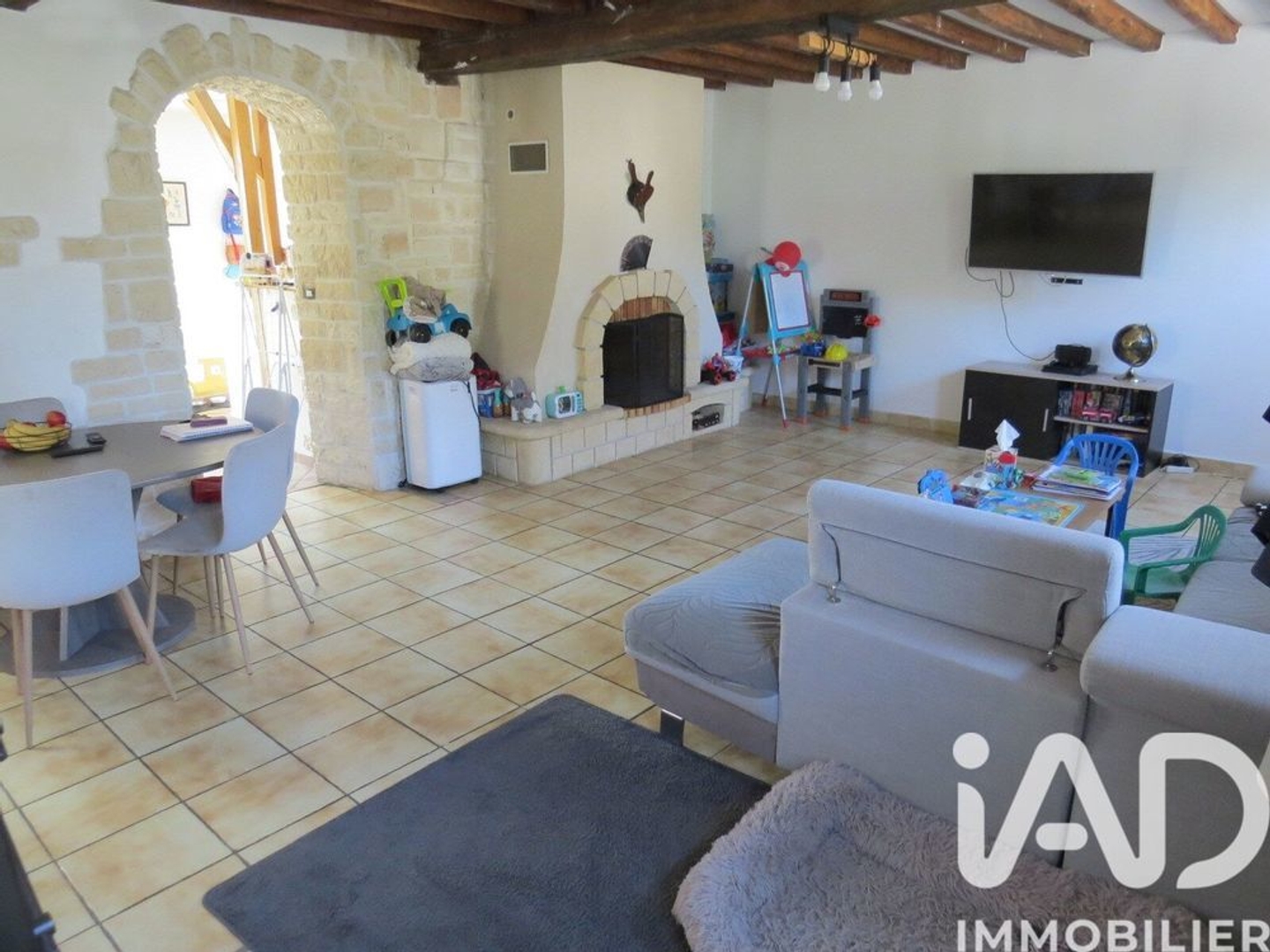 Maison à vendre - 5 pièces - 106m2 - Chaumont-En-Vexin (60240)