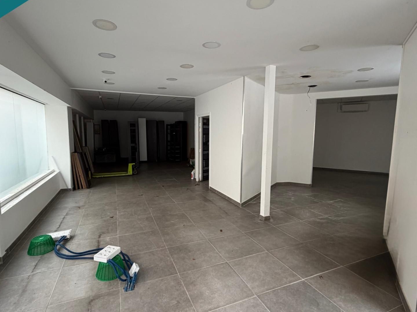 Bureaux à vendre - 7 pièces - 195m2 - Le Vésinet (78110)