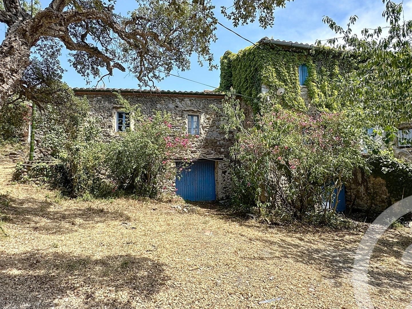 Maison 10 pièces 338 m²