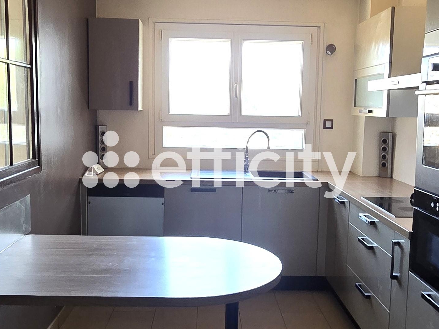 Appartement 5 pièces 102 m²
