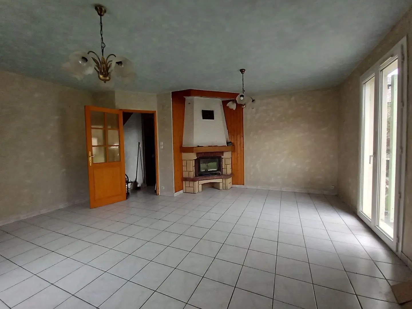 Maison à vendre - 5 pièces - 98m2 - La Chapelle-D'ala... (15300)
