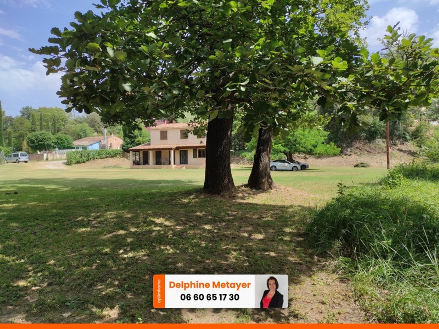 Villa de 136m2 avec 3 chambres, un bureau, et sa plage privée pour les amoureux de la nature