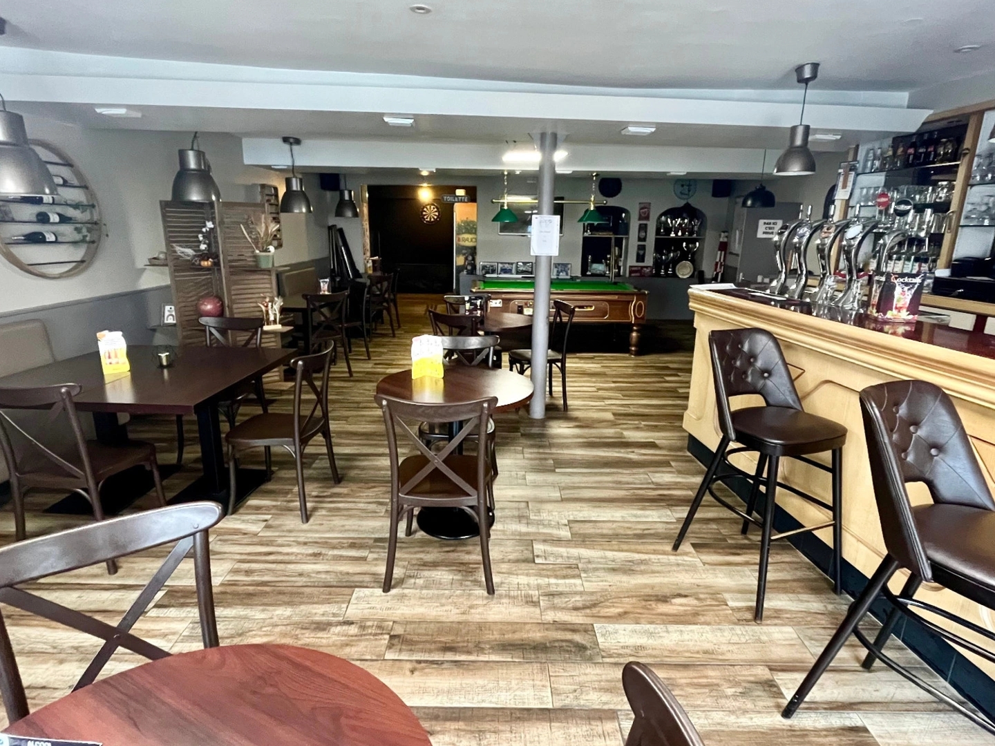 Magasin à vendre - 7 pièces - Luçon (85400)